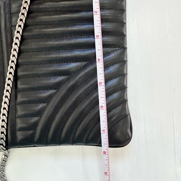 CHEVRON PRADA 2 WAY BAG -LARGE CLUTCH / CROSSBODY - Picture 13 of 16